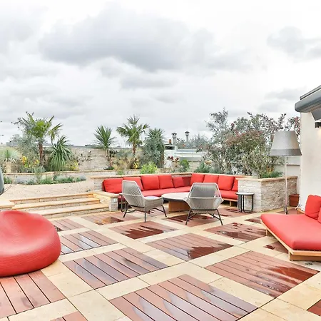 Luxurious 1br-2p - Place De La Concorde Inn